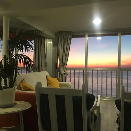 Levante Sea View アパート ベニドルム