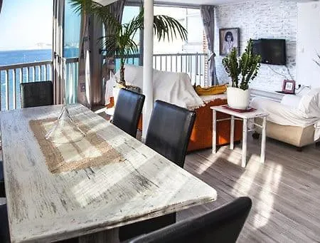 Levante Sea View * بينايدورم
