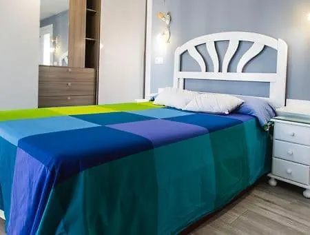 شقة Levante Sea View *